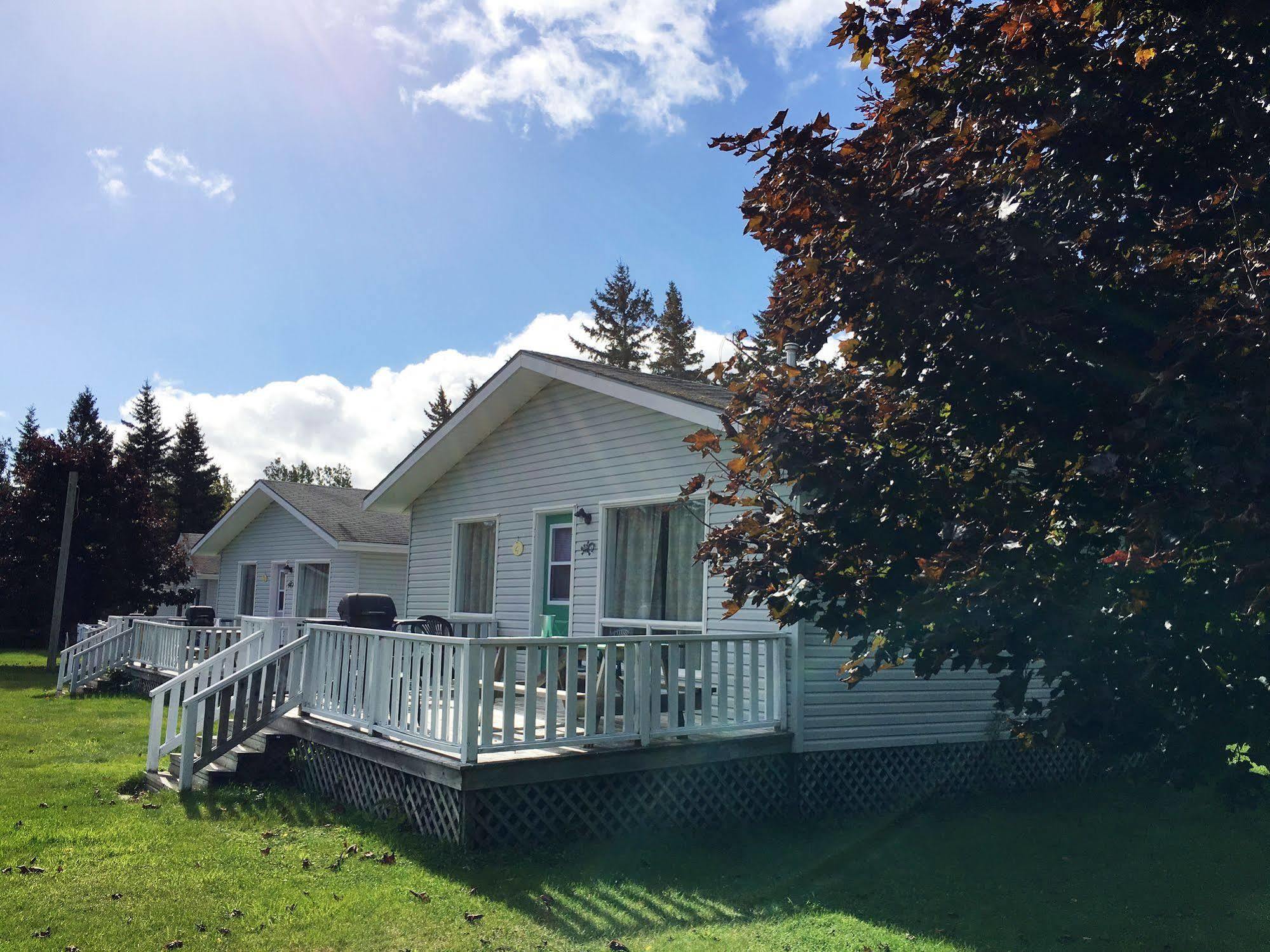Hidden Acres Cottages Cavendish Eksteriør billede