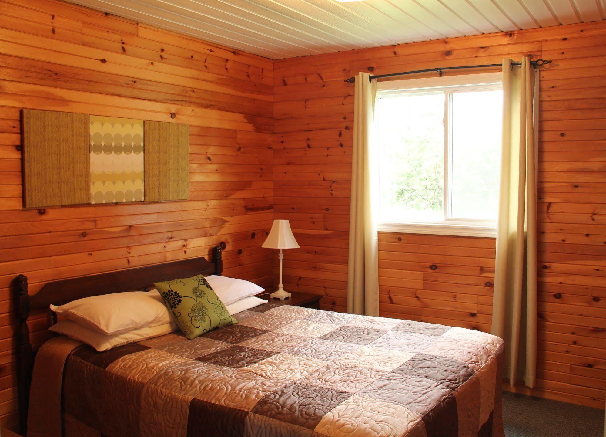 Hidden Acres Cottages Cavendish Eksteriør billede