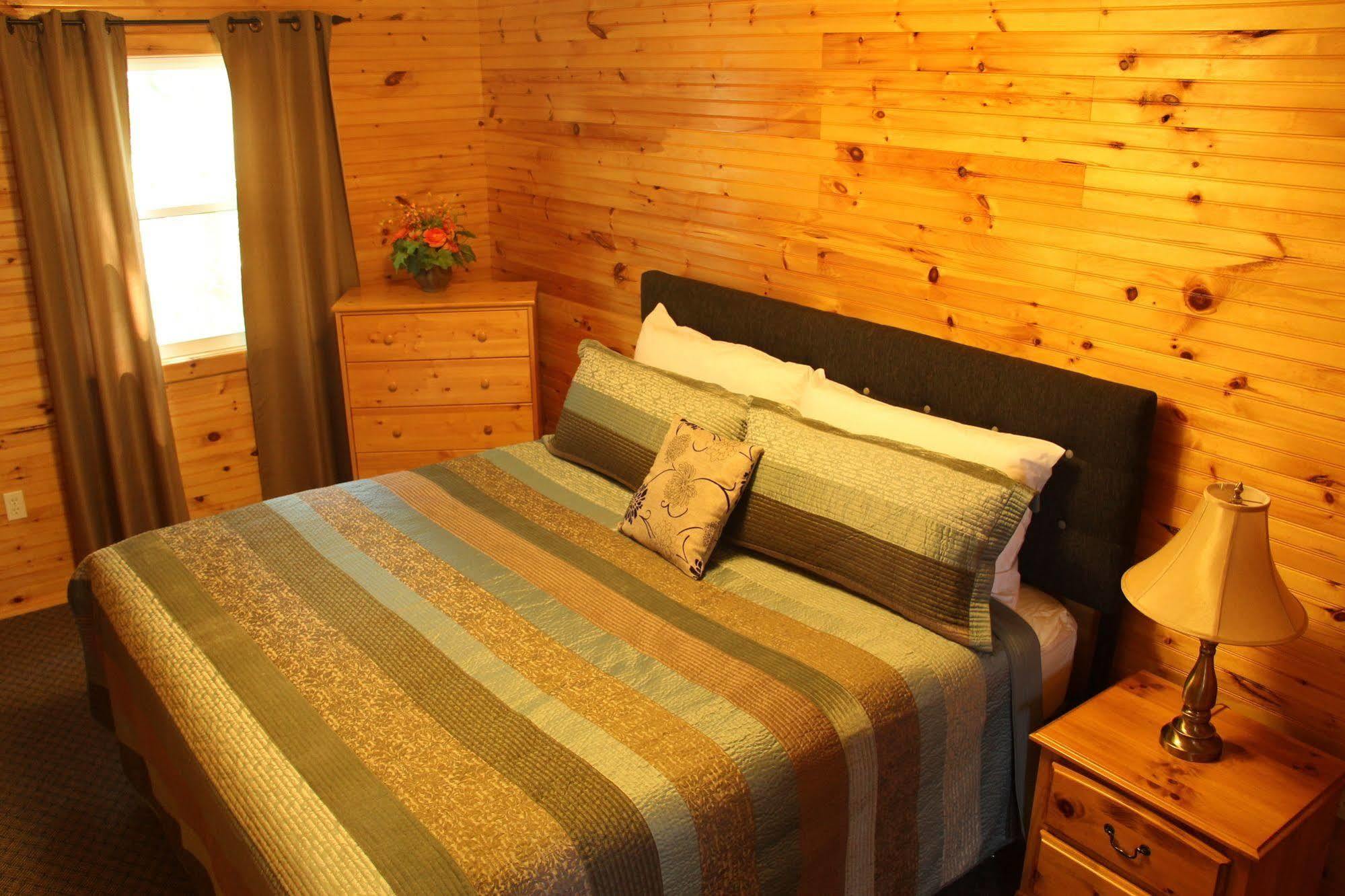 Hidden Acres Cottages Cavendish Eksteriør billede